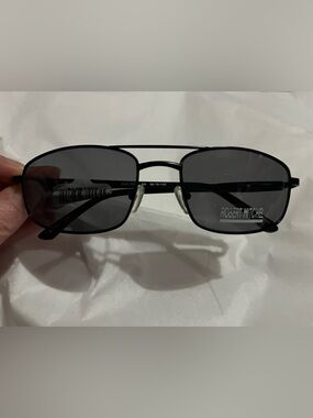 NEW Robert Mitchel Black Metal Frame Sunglasses RETAIL $129.95